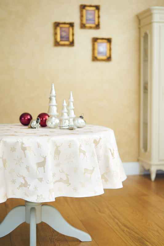 Round Christmas mood Tablecloth, Cotton-Poly mix, Gold dear and snowflake print | Copos Oro
