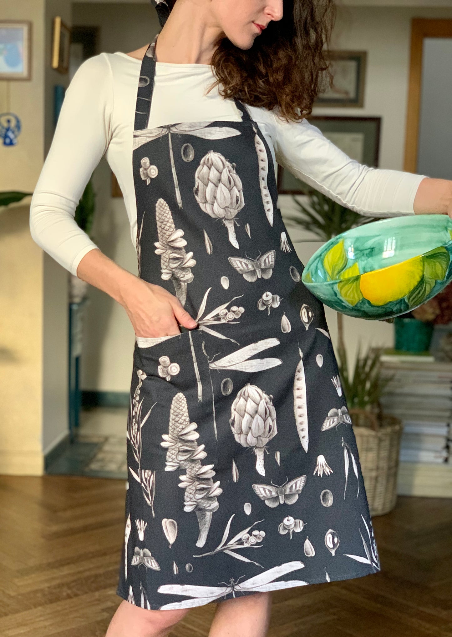 Ladies' Apron Simple, S-L Size, 100% Cotton, Printed | Seeds Carbon