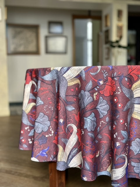 Round Tablecloth, linen-cotton mix, printed | Red drama