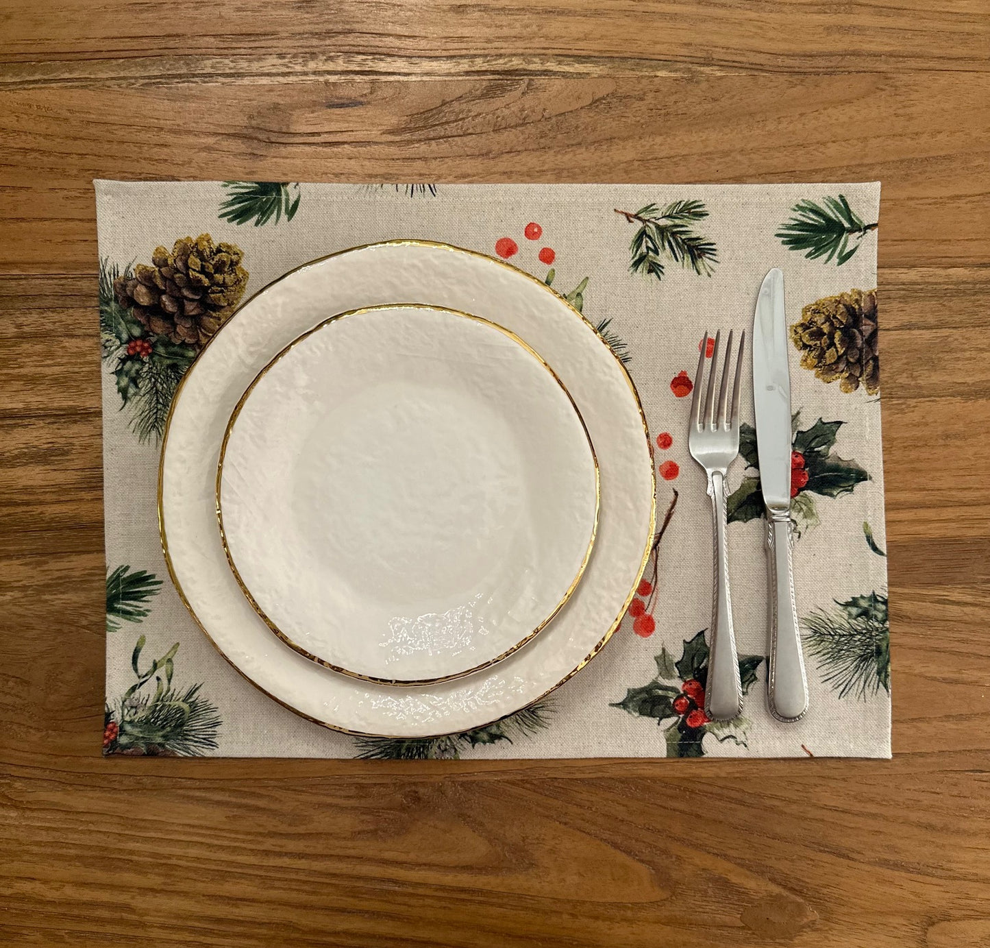 Light Christmas motive Placement, Cottom-Linen mix | Golden Pine