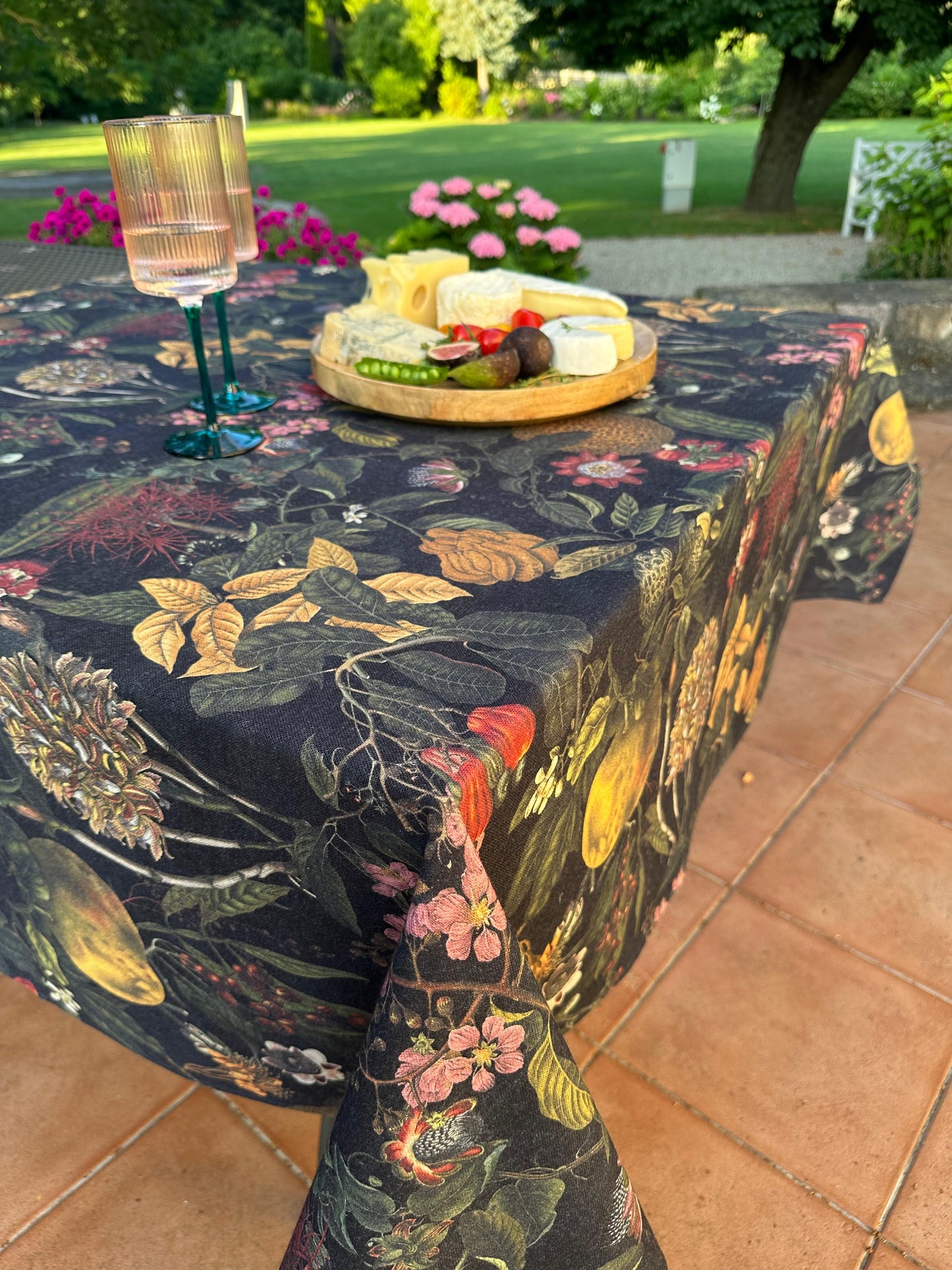 Tablecloth Square/Rectangular, linen-cotton mix, printed | Exotic Night