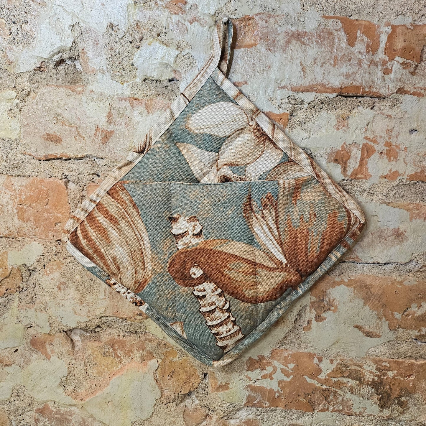 Handcrafted Pot Holder with Pocket | Terra Flora
