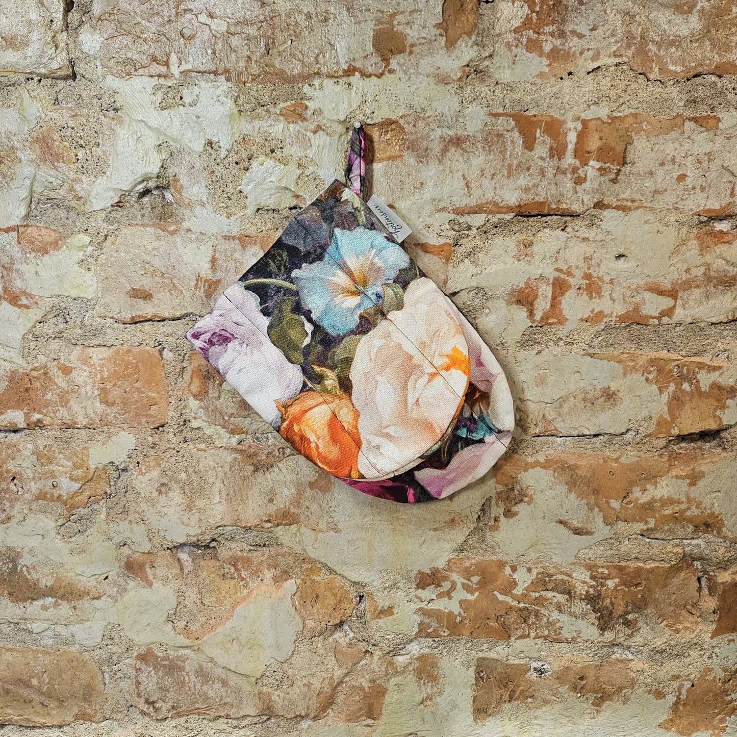 Handcrafted Kitchen Oven Mitt | Francine Black