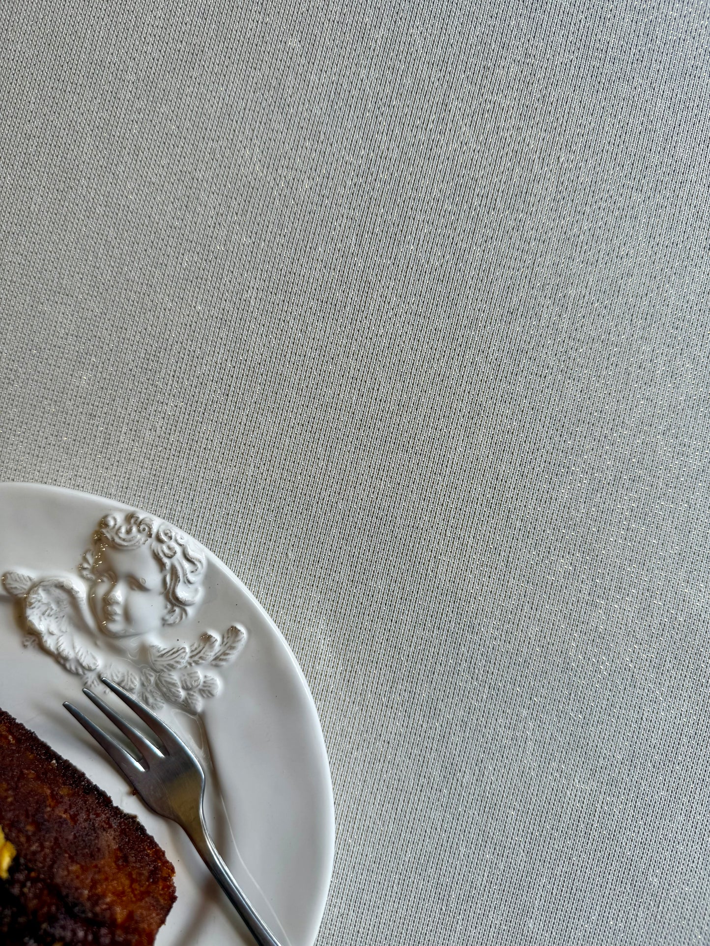 Winter Round Tablecloth| Liso Crudo Oro