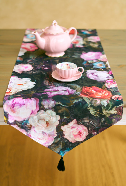 Table Runner with Tassels, 100% Cotton, Printed | Francine Black