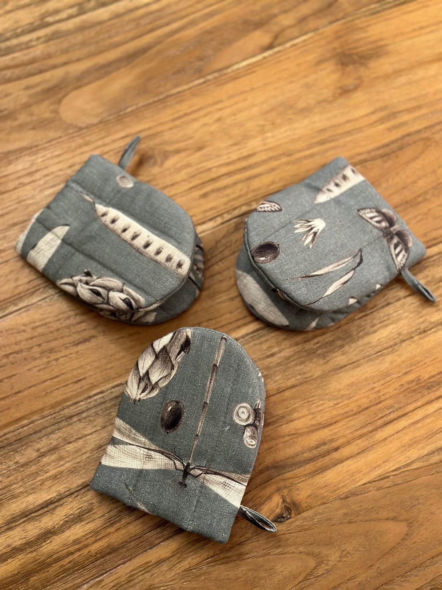 Oven Glove Small with Double Wool Filling, 100% Cotton, Printed | Seeds Aqua