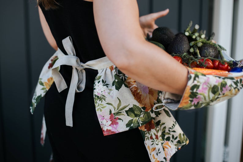 Ladies Apron With Ruffles, Poly-cotton Mix, Printed | Flower Big