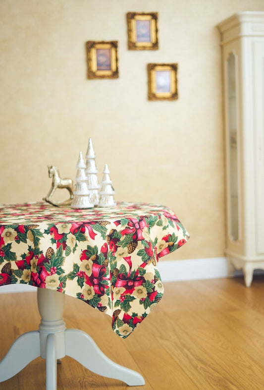 Winter Tablecloth | Beige Christmas flowers