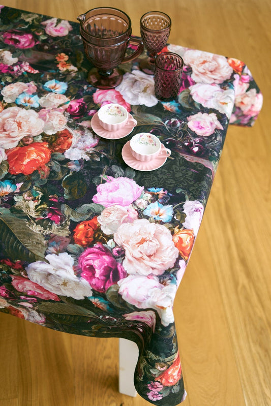 Rectangular Tablecloth,100% Cotton, Printed | Francine Black