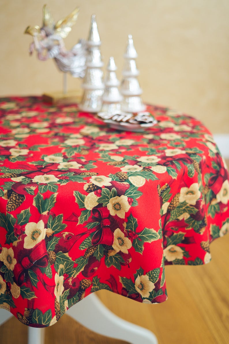 Winter Round Tablecloth| Red Christmas flowers
