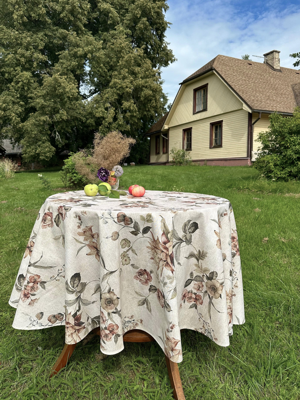 Round Floral Tablecloth, Cotton Blend Botanical Tablecloth | Harmony Garden