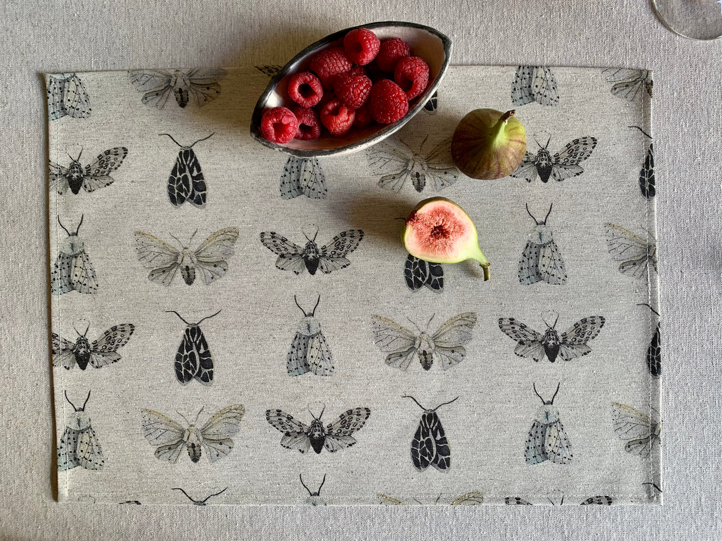 Recycled fabric Placement with night butterflies print| Nord Wings