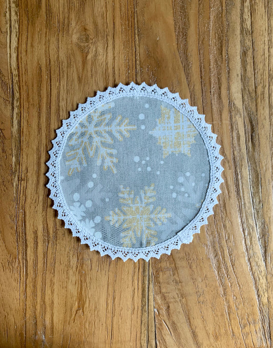 Winter motive Round Placement with snowflake print, Cottom-Poly mix | TeaLurex Oro