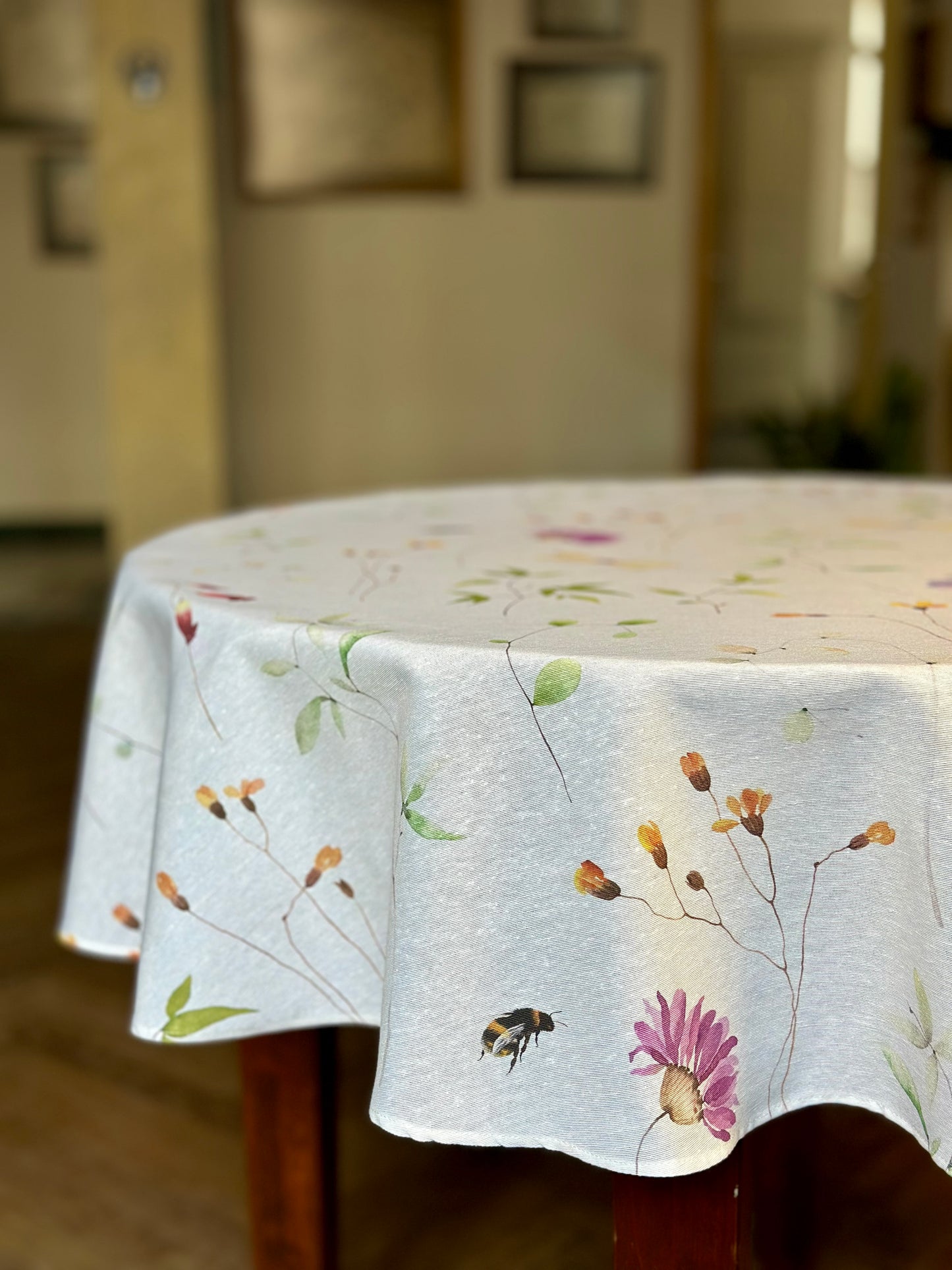 Spring round tablecloth, Cotton-Poly mix | Early Blooming