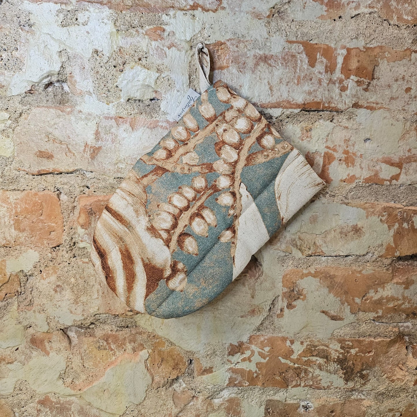 Handcrafted Kitchen Oven Mitt | Terra Flora