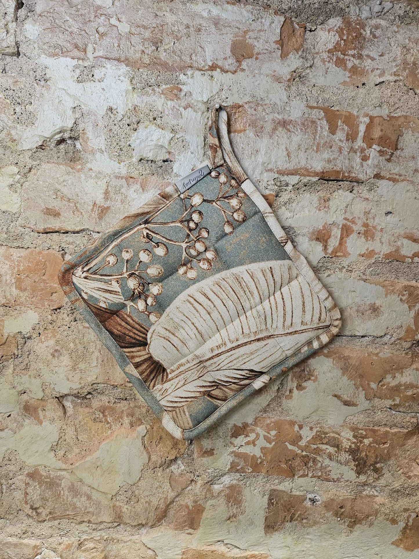 Handcrafted Pot Holder with Pocket | Terra Flora