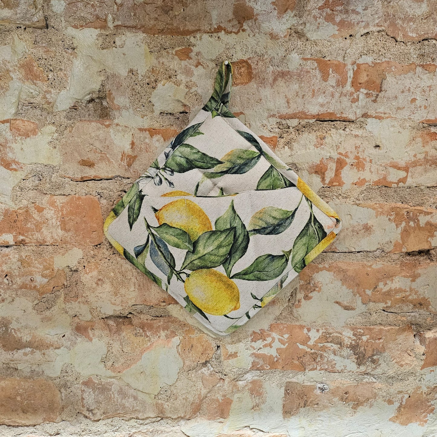 Handcrafted Pot Holder with Pocket | Lemon Linen