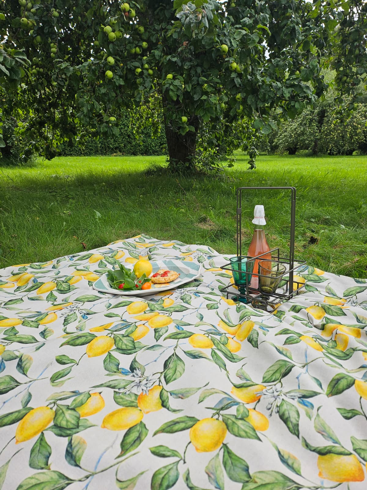 Tablecloth Square/Rectangular, linen-cotton mix, printed | Lemon Linen