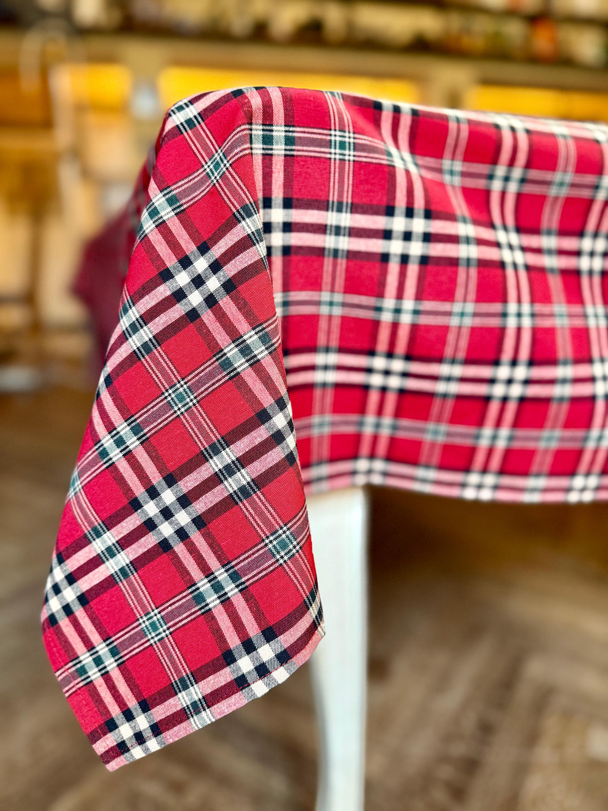 Christmas Tartan Plaid Tablecloth – Trendy Red