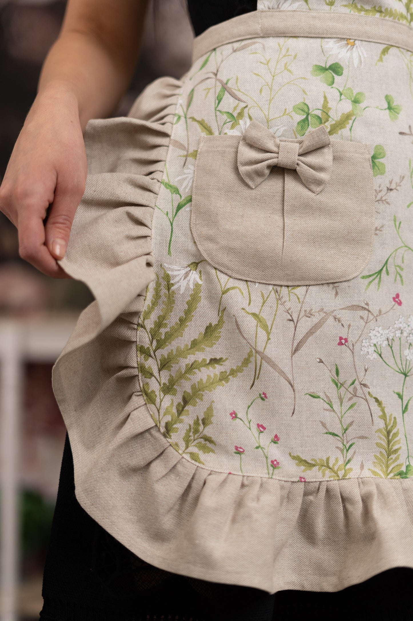 Ladies Half Apron with Ruffles, Poly-Cotton Mix, Printed | Meadow Flowers