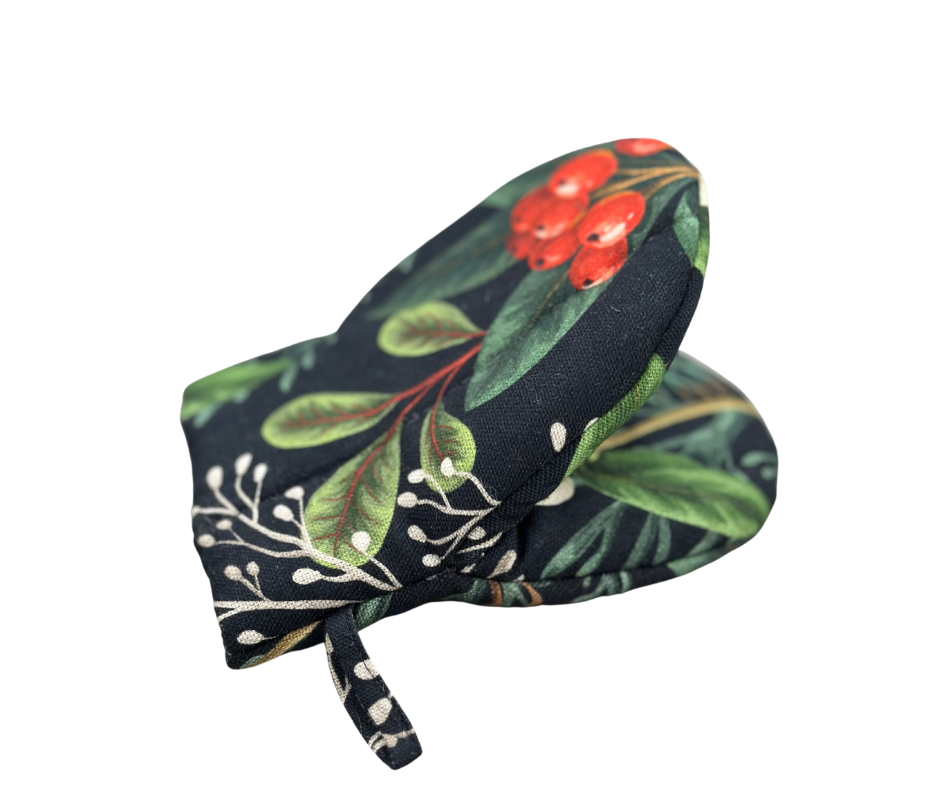 Oven Glove Small with Double Wool Filling, 100% Cotton, Printed | Christmas Forest