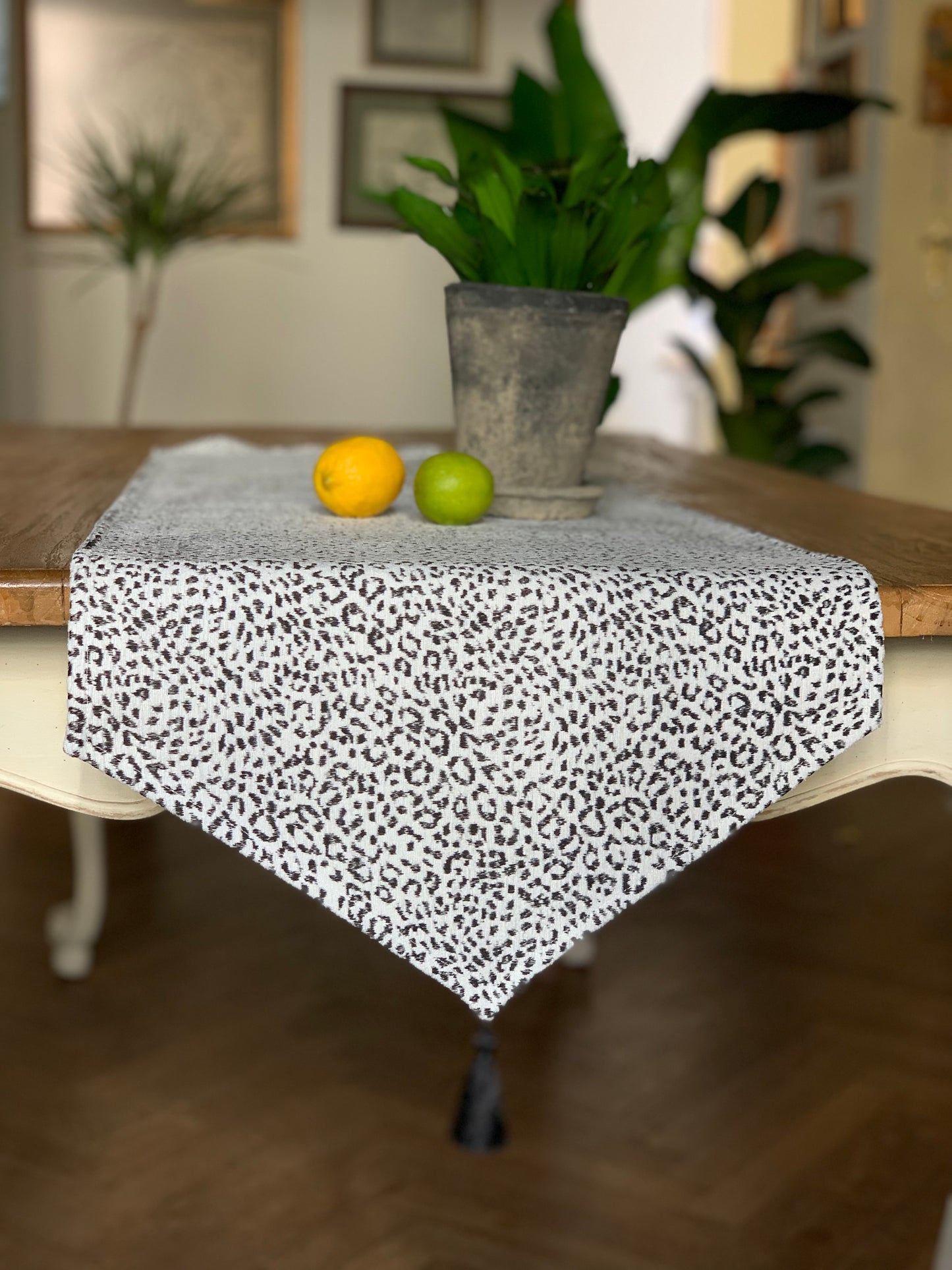 Table Runner with Tassels Beige, Chenille Jacquard | Jungle