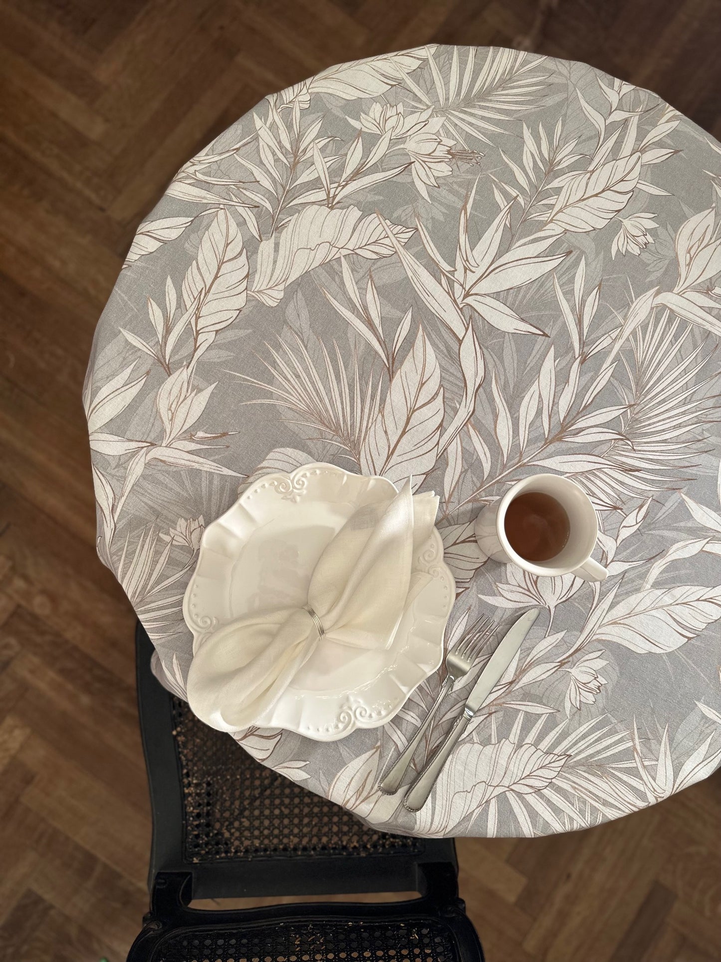 Round Tablecloth, different sizes, 100% cotton, printed | Tropic Grey